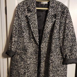 Womens Black/White long blazer 24W